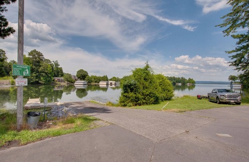 Groveoak House | Double Launch Landing Lake Guntersville Retreat