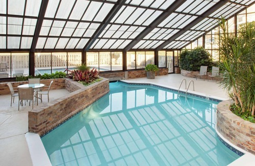 Oak Ridge Hotel | DoubleTree by Hilton Hotel Oak Ridge - Knoxville