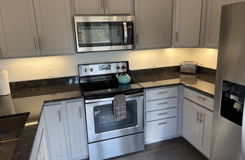Three Lakes Apartment | Downtown Apartment Three Lakes