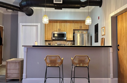 Mechanicsville Condo | Downtown Atlanta Boho Oasis