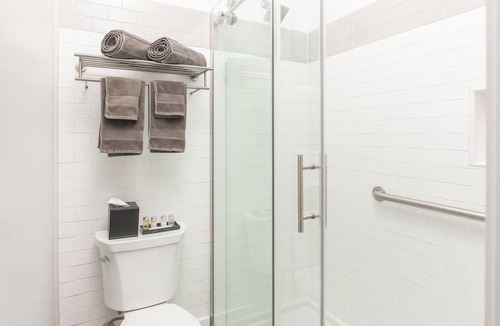 Starkville Apartment | Downtown/Central Station Area Game Day Studio