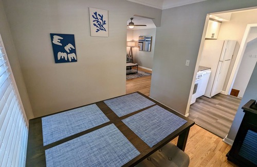 Royal Oak House | Downtown Royal Oak & Ferndale 3bd w/King Master