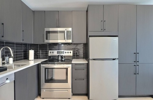 Five Points South Apartment | Dtown Comfort, Near UAB, Food, and Regions Field