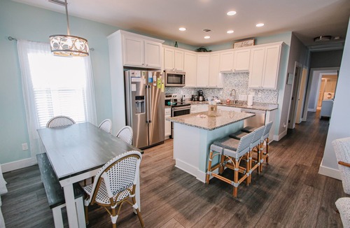 Fort Morgan House | Dual King Suites-Large Deck with Gulf and Bay Views-Updates Galore-Dog Friendly
