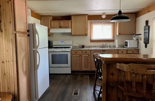 Luther House | Eagles Nest. - Near fishing, ORV trails, National Forest