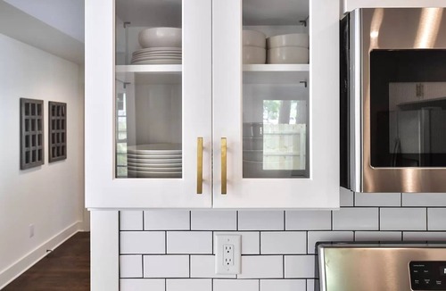 East Lake House | East Lake Cottage: Entire Home, pet friendly, Walk to Coffee/Restaurants!
