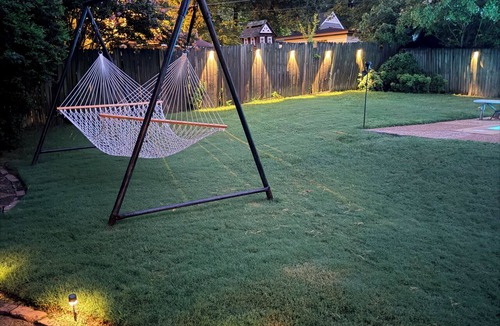 Ellendale House | Eclectic 4 Bedroom Getaway with Private Pool!