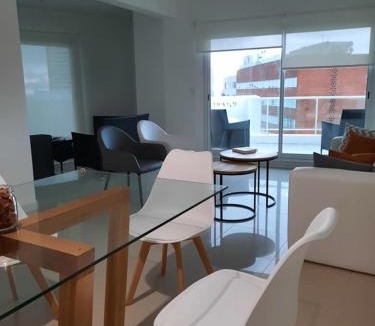 Aidy Grill Apartment | Edificio Botavara