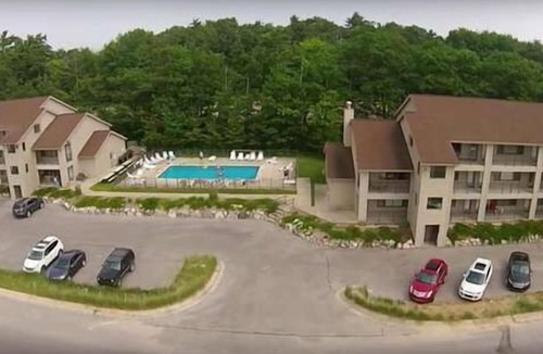 Elk Rapids Condo | ELK RAPIDS/GRAND TRAVERSE BAY CONDO #15