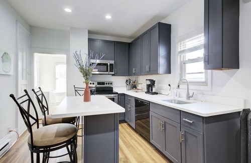 Detroit House | Enchanting 4 BD/2 B house in the heart of Corktown!