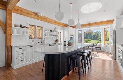 Berrien Springs House | Enjoy Bear Ranch, A Premier Luxury Vacation Estate