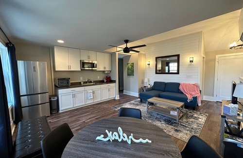 Little Kowaliga House | Enjoy Fresh Air at The Barn at Grateful Cove, Lake Martin