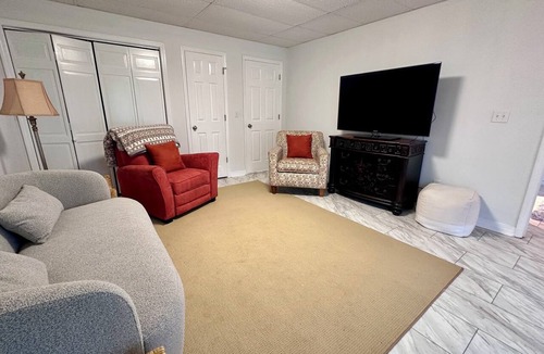 Muscle Shoals Apartment | Enjoyable 1-bedroom apartment on WILSON LAKE in Muscle Shoals