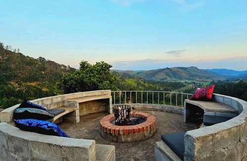 Union City Cabin | Enjoyable 1-bedroom cabin with AC in charming Union City