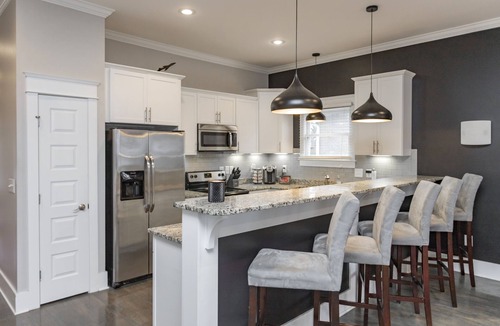 McFerrin Park House | Experience Nashville’s Ultimate Getaway with a Hot Tub, 3 Miles from downtown.