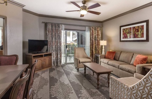Pennington Bend Resort | Experience the Best of Music City at Wyndham Nashville- 2 Bd. Lockoff