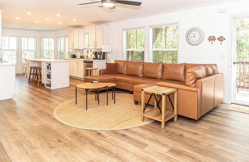 Gulf Shores House | Family & Dog Friendly -Fenced Yard - Minutes to Gulf Beaches