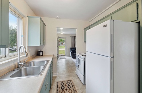 Westland House | Family Friendly 4 Beds/Sleeps 6 In Peaceful Westland