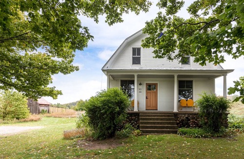 Northport House | Farmstead - A farm stay on the Leelanau Peninsula