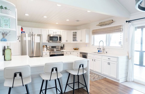 Jacksons' Gap House | Flat waterfront lot,3ft swim area, pergola,3 docks, green fish lights, sunsets!
