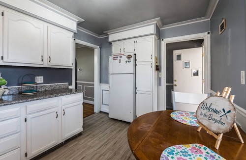 Brighton House | Fonda Lake Bungalow