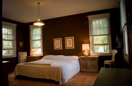 Lake Leelanau Resort | Fountain Point - Brown Cottage