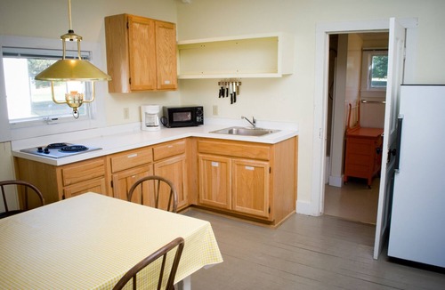 Lake Leelanau Resort | Fountain Point - Cottage 17