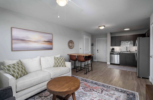 Tuscaloosa Apartment | Fourth & River - Top-Floor condo with River Views - 3 King Suites