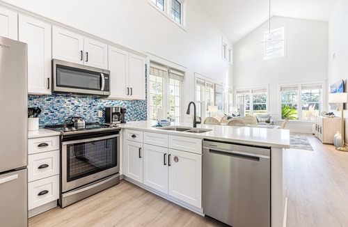 Laurel Grove House | Fully Renovated Beach House with Golf Cart