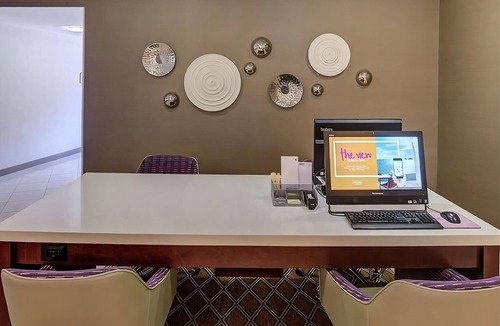 Buford Highway House | Get Ready for Blissful Getaway! Best Place to Stay in Atlanta! Parking, Pool!