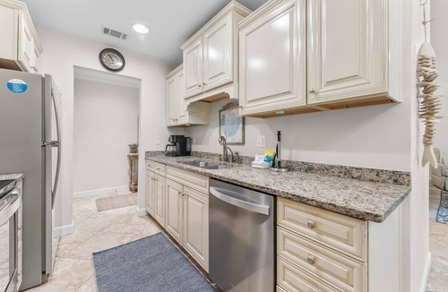 Miramar Beach Villa | Golf Cart~Large Balcony☀️ Walk to Beach~Take A Breather⛱️