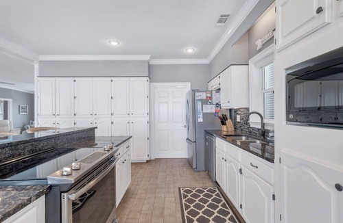 Southpointe House | Gorgeous, Fully renovated Large Gulf Front 5bdrm/4+ba private home w/large decks