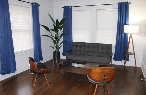 Detroit House | Gorgeous remodeled home, with entertainment, and massage chair for relaxing!