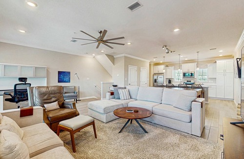 Ono Island Villa | Gorgeous townhouse, plenty of space, lots of games, shared pool, close to beach