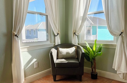 Morgantown House | Great Views & Pools! Easy Beach Access