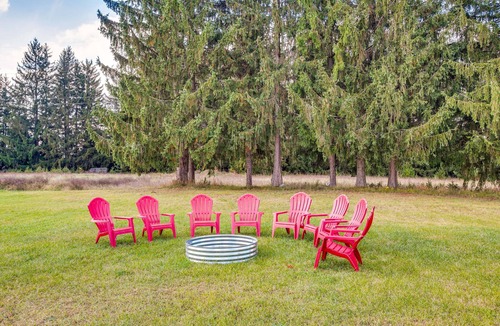 Cadillac House | Group Getaway in Cadillac ~ 4 Mi to State Park!