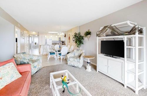 Fort Morgan House | Gulf-Facing Condo w Balcony WiFi Central AC & Resort Pools Hot Tubs Tennis