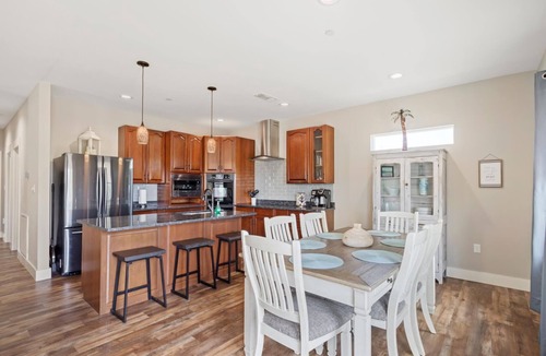 Long Beach House | Gulf View Retreat on MS Coast Walk to Beach Firepit