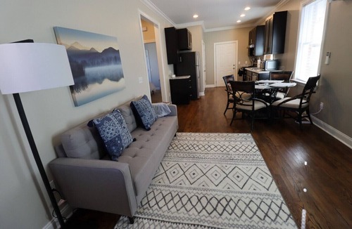 Fort Wood House | Hideaway in the city, but play just minutes away…