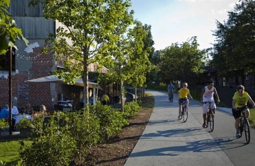 Cabbagetown Apartment | Historic Cabbagetown by Stadium, walk to Eastside BeltLine, Krog St. Market