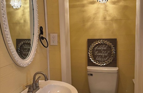 Decatur Cottage | Historic Cottage behind the Historic Knight-Irwin House