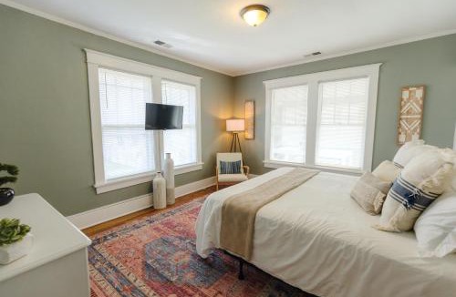 Crosstown House | Historic Revival Midtown Memphis Free Parking Fast Wifi Free Parking Yes Pets