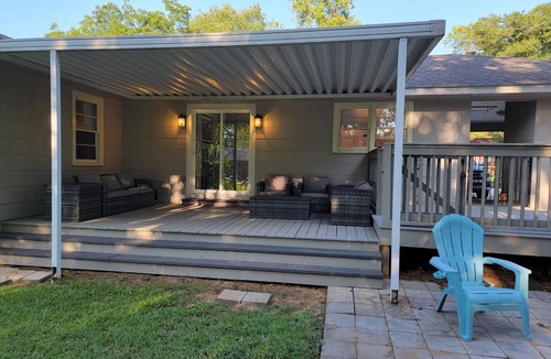 Northport House | Houndstooth Hideaway - Minutes to UA & Bryant Denny - Quiet, Stylish Home