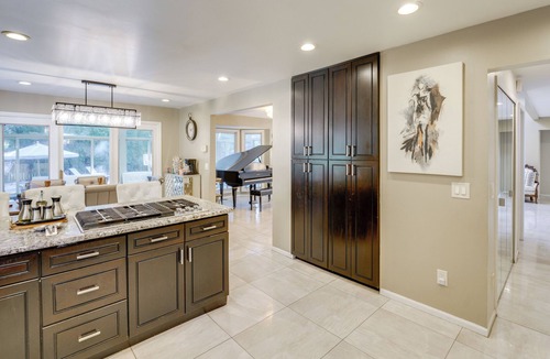 Anchorville House | Indoor & Outdoor Entertainment! Luxe Michigan Home