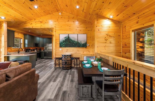 Black Bear Falls Cabin | Indoor Pool Sauna Minutes to Gatlinburg Couples Retreat