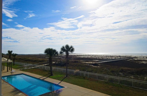 Dauphin Island Condo | Inn at Dauphin Island 212 Family Friendly Sleeps 8 with Great Views!