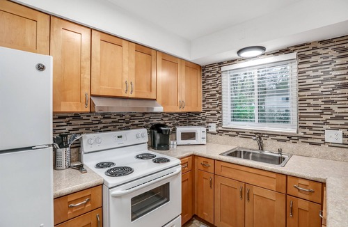 Plymouth House | Insurance & ALE Friendly 3BR Plymouth Home Pets Welcome