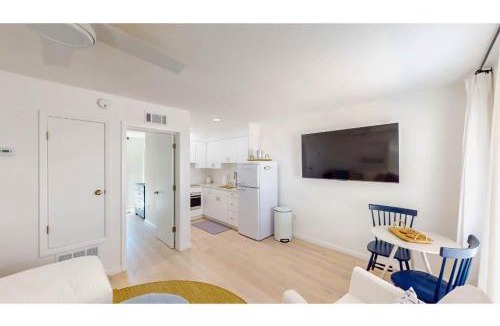 Gulf Shores Apartment | Island Villa Waterway District 2 miles from beach