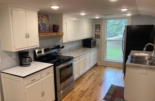 Dothan Cottage | Juju’s Pond House on Smith Pond