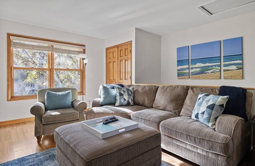 Michiana House | Juniper Presents Awsme Vacay Spot: Firepit, BB Hoop, Games + 2 min. Walk 2 Beach